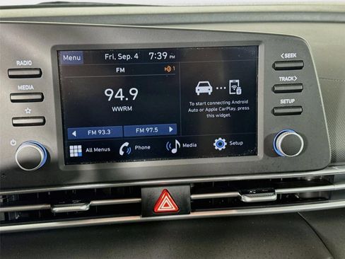 Certified 2026 Hyundai Elantra SE FWD image 14