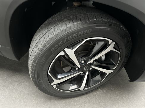 Used 2022 Chevrolet TrailBlazer RS w/ Technology Package AWD/4WD image 10