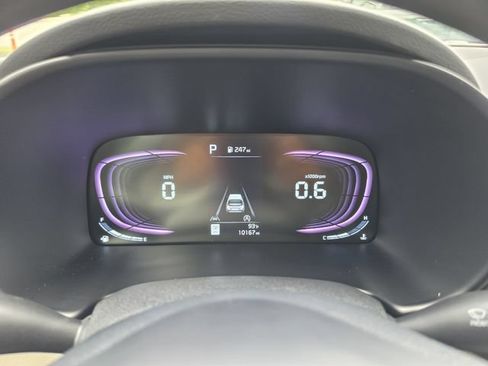 Certified 2025 Kia Soul LX w/ LX Technology Package FWD image 17