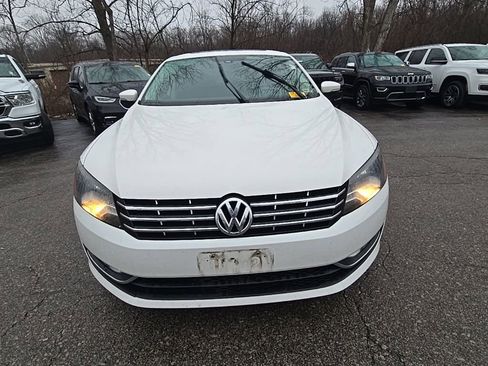 Used 2014 Volkswagen Passat TDI SE FWD image 12