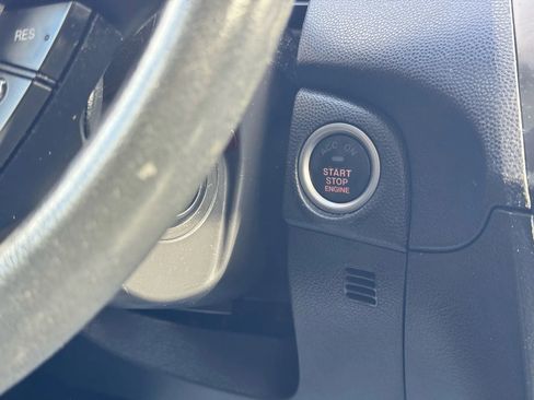 Used 2013 MAZDA MAZDA3 i Touring image 29