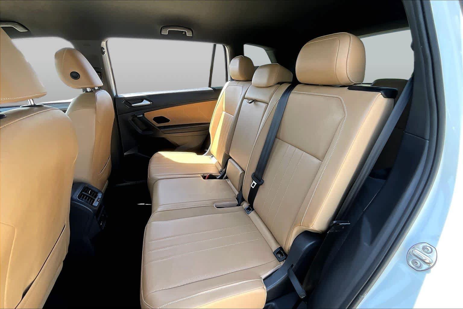 Used 2022 Volkswagen Tiguan SE FWD image 39