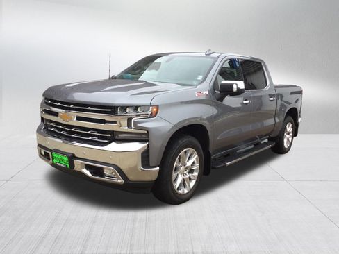 Used 2021 Chevrolet Silverado 1500 LTZ w/ LTZ Convenience Package II AWD/4WD image 2