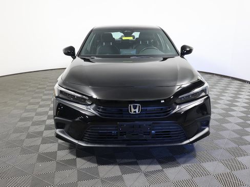 Used 2023 Honda Civic Sport image 2