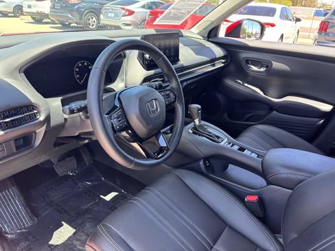 Certified 2025 Honda HR-V EX-L image 16