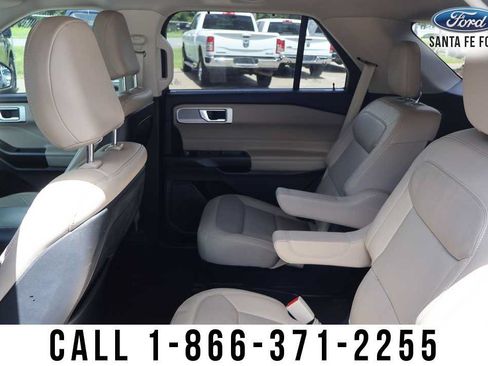 Used 2020 Ford Explorer Limited w/ Class III Trailer Tow Package RWD image 21