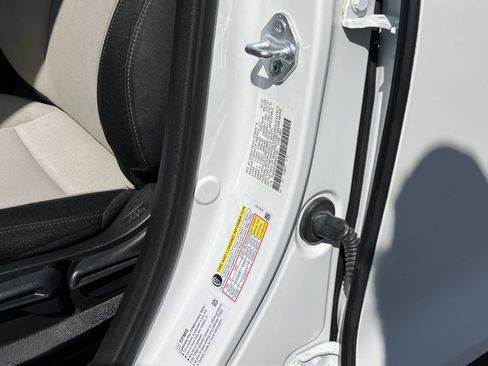 Certified 2023 Honda CR-V LX image 30