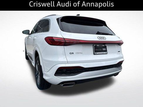 Certified 2025 Audi Q5 Premium w/ Convenience Package AWD/4WD image 4