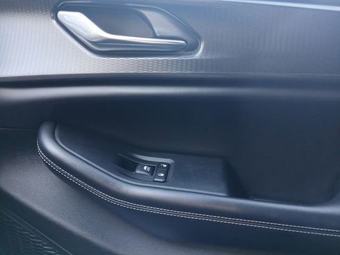 Used 2024 Jeep Grand Cherokee L Laredo image 17