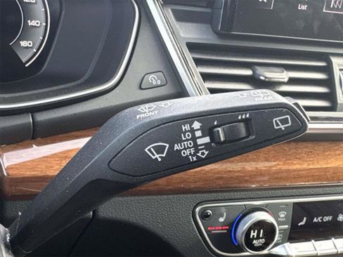 Used 2023 Audi Q5 2.0T Premium Plus image 23