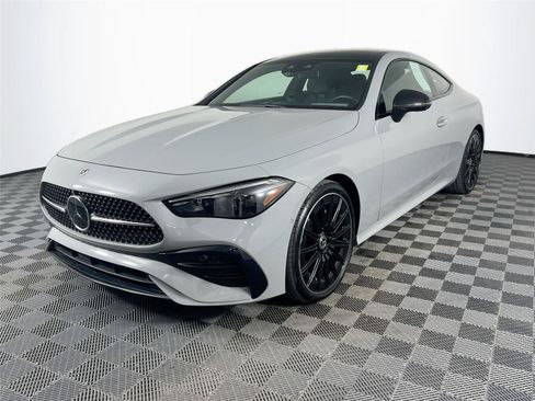 Used 2024 Mercedes-Benz CLE 300 4MATIC Coupe image 2