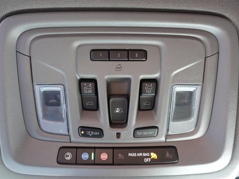 Used 2022 GMC Sierra 1500 Denali image 56