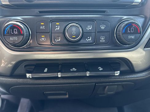 Used 2019 Chevrolet Silverado 1500 LT w/ All Star Edition image 17