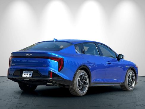 New 2025 Kia K4 GT-Line w/ GT-Line Sunroof Package image 4