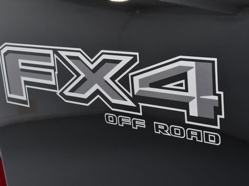 New 2026 Ford F350 Lariat w/ Black Appearance Package image 22