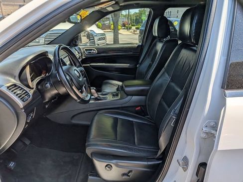 Certified 2017 Jeep Grand Cherokee Limited AWD/4WD image 9
