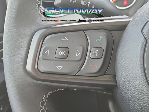 New 2025 Jeep Gladiator Sport AWD/4WD image 24