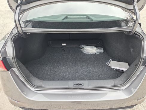 Used 2025 Nissan Sentra SV w/ All-Weather Package FWD image 29