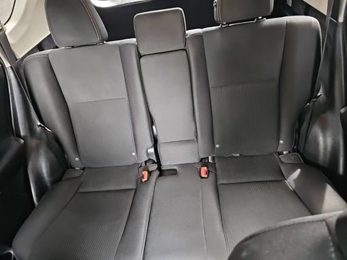 Used 2015 Toyota RAV4 XLE FWD image 16