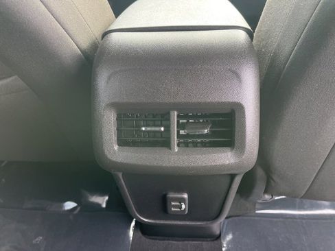 Used 2019 Chevrolet Equinox LT image 52