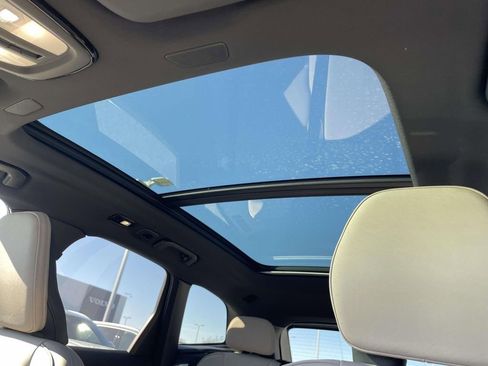 New 2026 Volvo XC60 B5 Plus w/ Protection Package Premier image 9