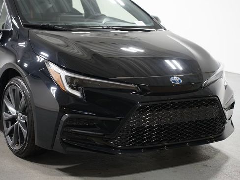 Certified 2024 Toyota Corolla SE image 4