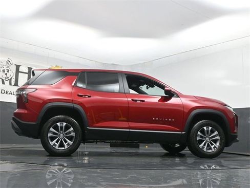 New 2026 Chevrolet Equinox LT image 31