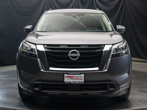 Used 2023 Nissan Pathfinder SV AWD/4WD image 4