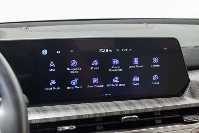 Used 2025 Kia Telluride EX w/ EX Captain's Chair Package FWD image 18