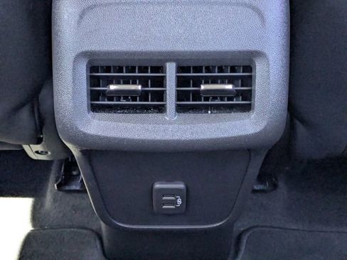 Certified 2024 Chevrolet Equinox LS w/ Midnight Edition FWD image 13
