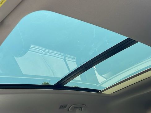 New 2025 Volkswagen Atlas SEL Premium R-Line image 28