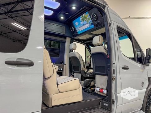 Used 2026 Mercedes-Benz Sprinter 3500 image 27