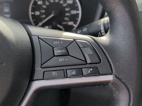 Used 2025 Nissan Altima 2.5 SV AWD/4WD image 21