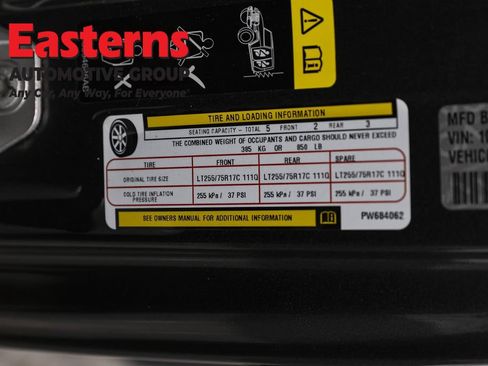 Used 2023 Jeep Wrangler Unlimited w/ Cold Weather Group AWD/4WD image 35