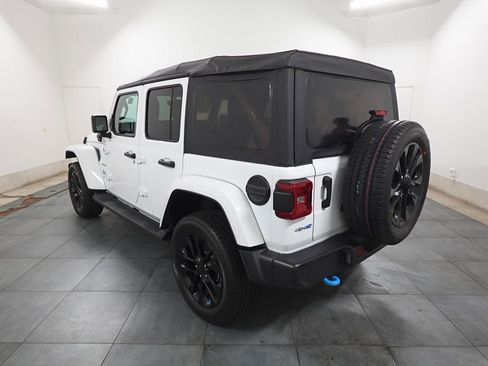 Used 2023 Jeep Wrangler Unlimited Sahara image 3