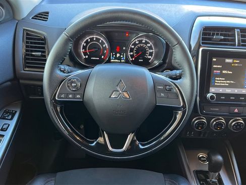 Used 2024 Mitsubishi Outlander Sport SE image 20