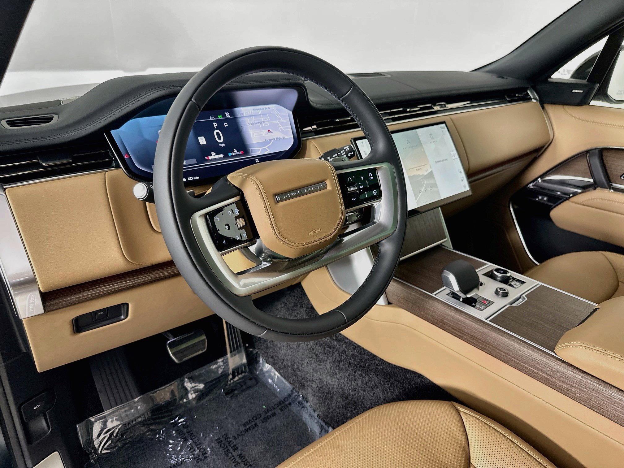 New 2027 Land Rover Range Rover Long Wheelbase SE AWD/4WD image 10