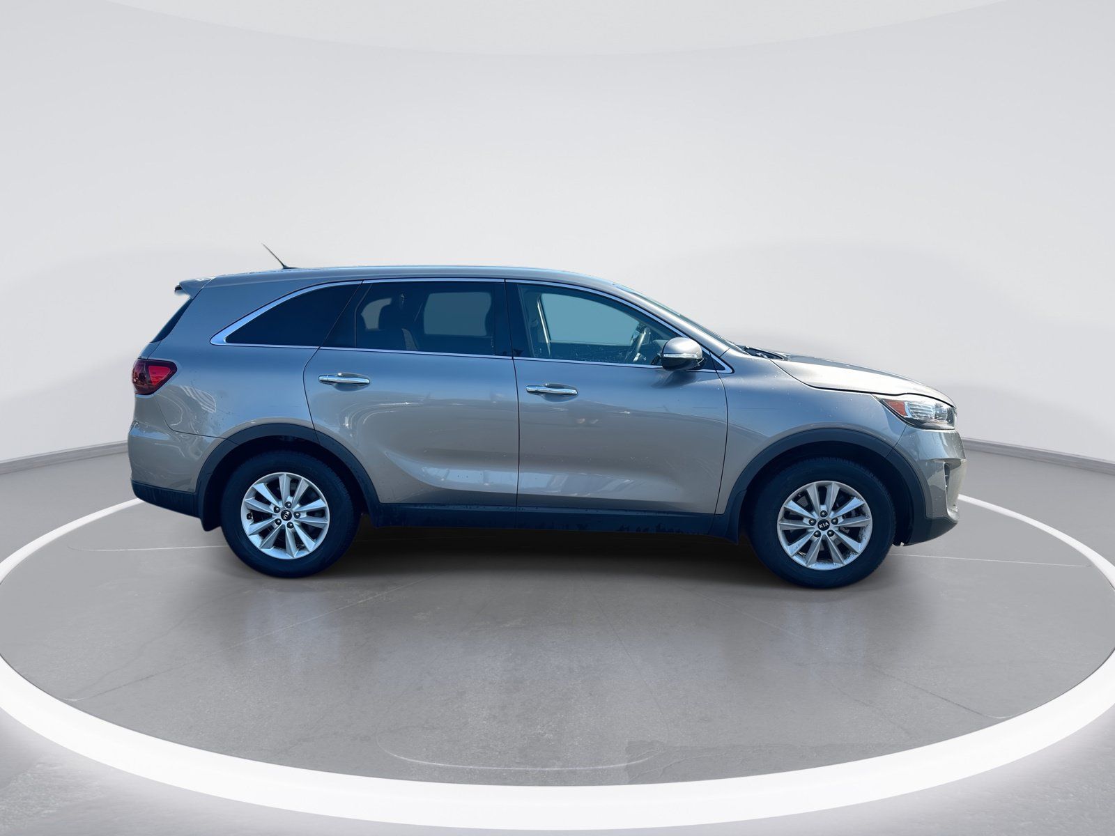 Used 2019 Kia Sorento FWD image 10