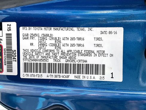 Used 2017 Toyota Tacoma TRD Off-Road w/ Tow Package AWD/4WD image 30