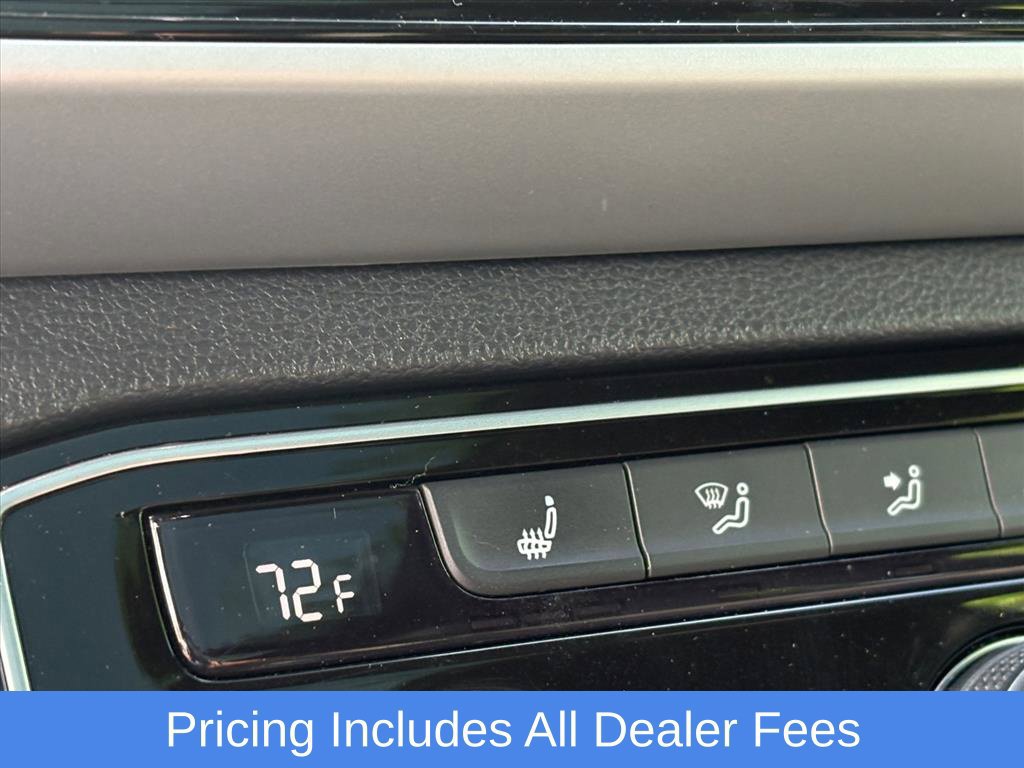 Used 2023 Volkswagen Atlas Cross Sport SE FWD image 14