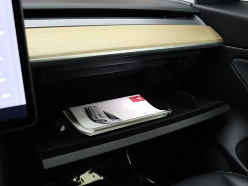 Used 2020 Tesla Model 3 Long Range image 12