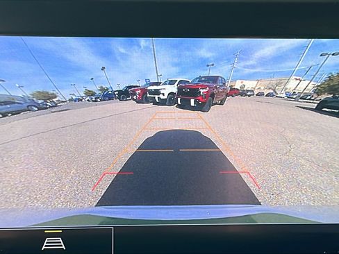 Certified 2024 GMC Terrain SLT image 22