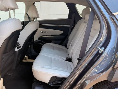 Used 2024 Hyundai Tucson Limited FWD image 13