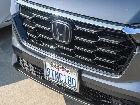 Used 2025 Honda CR-V EX image 5