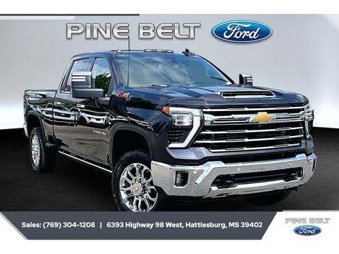 Used 2024 Chevrolet Silverado 2500 LTZ w/ LTZ Convenience Package AWD/4WD image 1