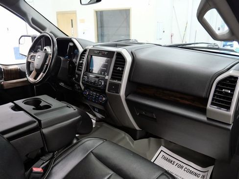 Used 2018 Ford F150 Lariat w/ Trailer Tow Package AWD/4WD image 18