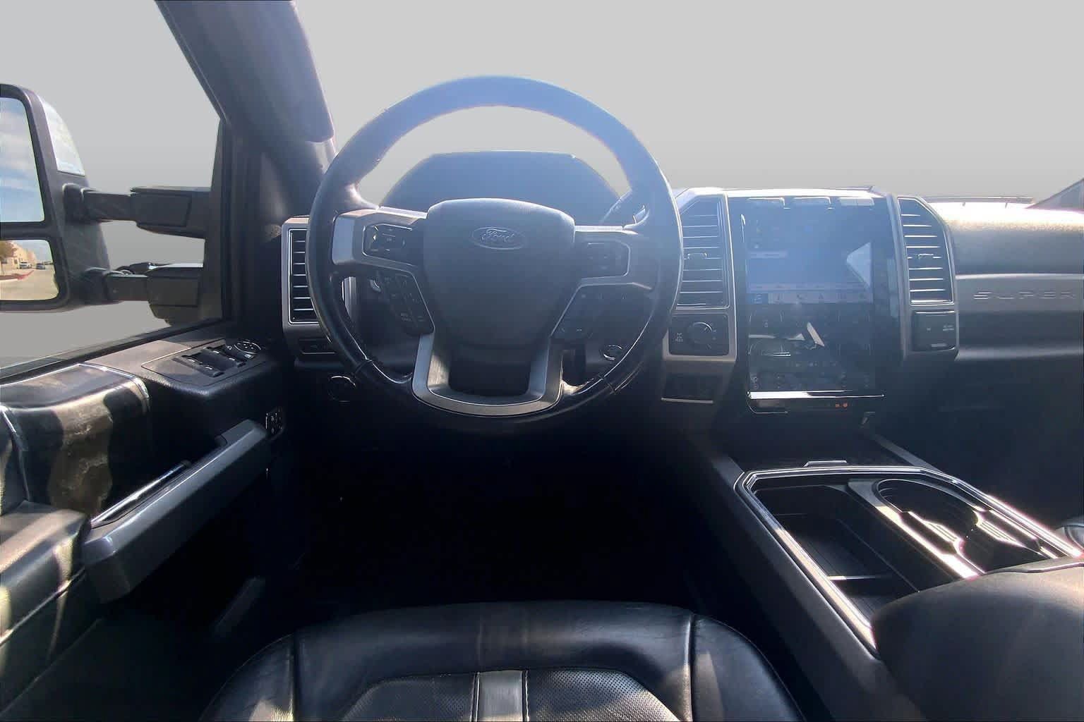Used 2019 Ford F250 Platinum w/ Platinum Ultimate Package AWD/4WD image 6