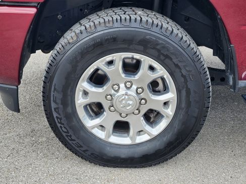 Used 2024 RAM 2500 Laramie AWD/4WD image 10