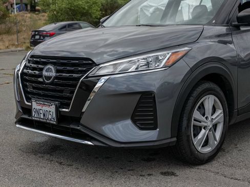 Used 2024 Nissan Kicks S FWD image 10