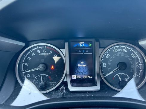 Used 2023 Toyota Tacoma SR5 RWD image 22